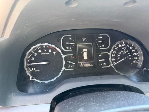 Used 2018 Toyota Tundra SR5 w/ SR5 Upgrade Package image 10