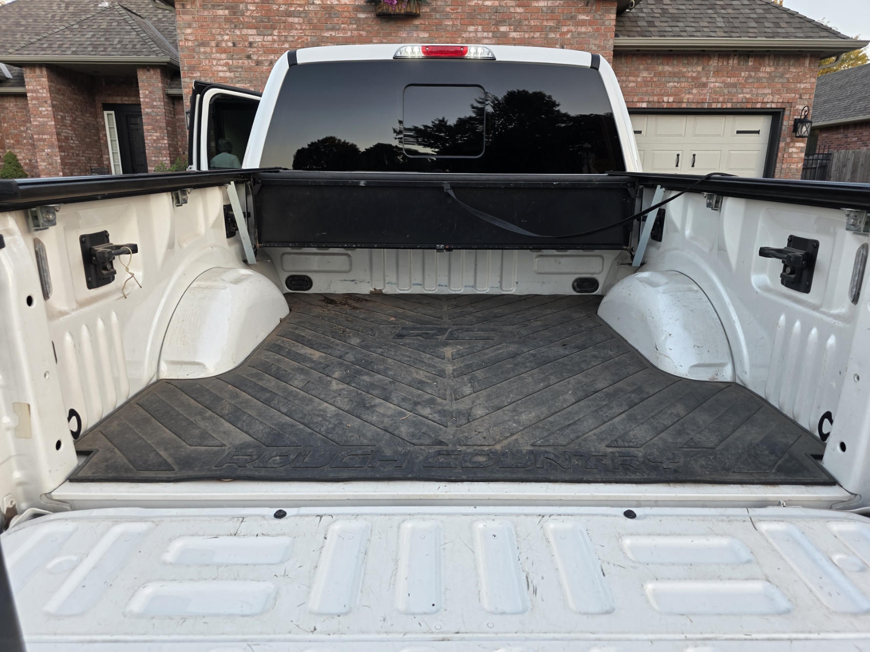 Used 2019 Ford F150 Platinum w/ Equipment Group 701A Luxury AWD/4WD image 15