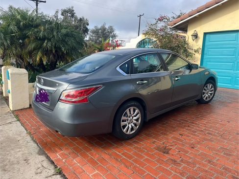 Used 2015 Nissan Altima 2.5 S w/ Power Driver Seat Package image 2