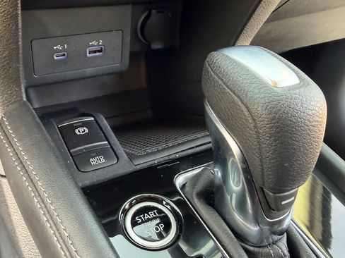 Used 2022 Nissan Kicks SV w/ Exterior Package FWD image 13