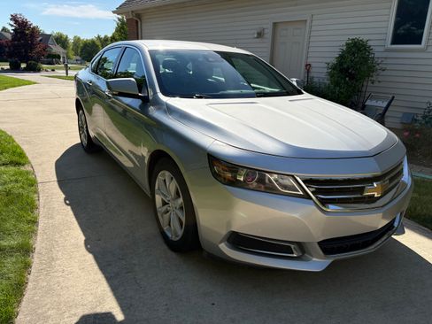 Used 2016 Chevrolet Impala LT w/ Convenience Package FWD image 5