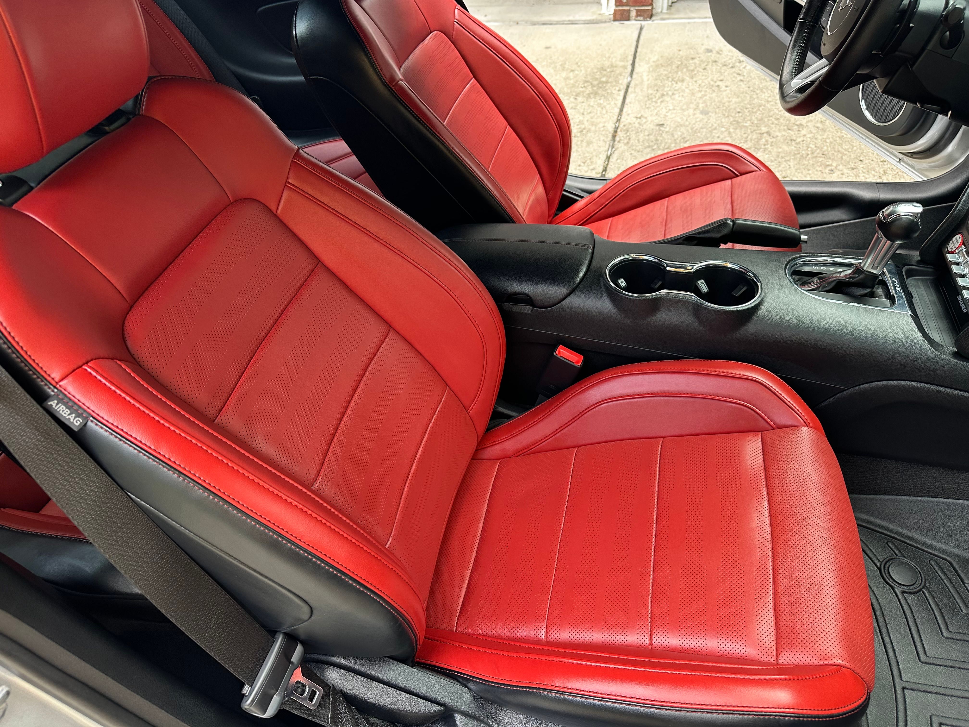 Used 2016 Ford Mustang GT Premium RWD image 24