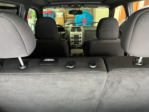 Used 2012 Ford Escape XLT FWD image 16