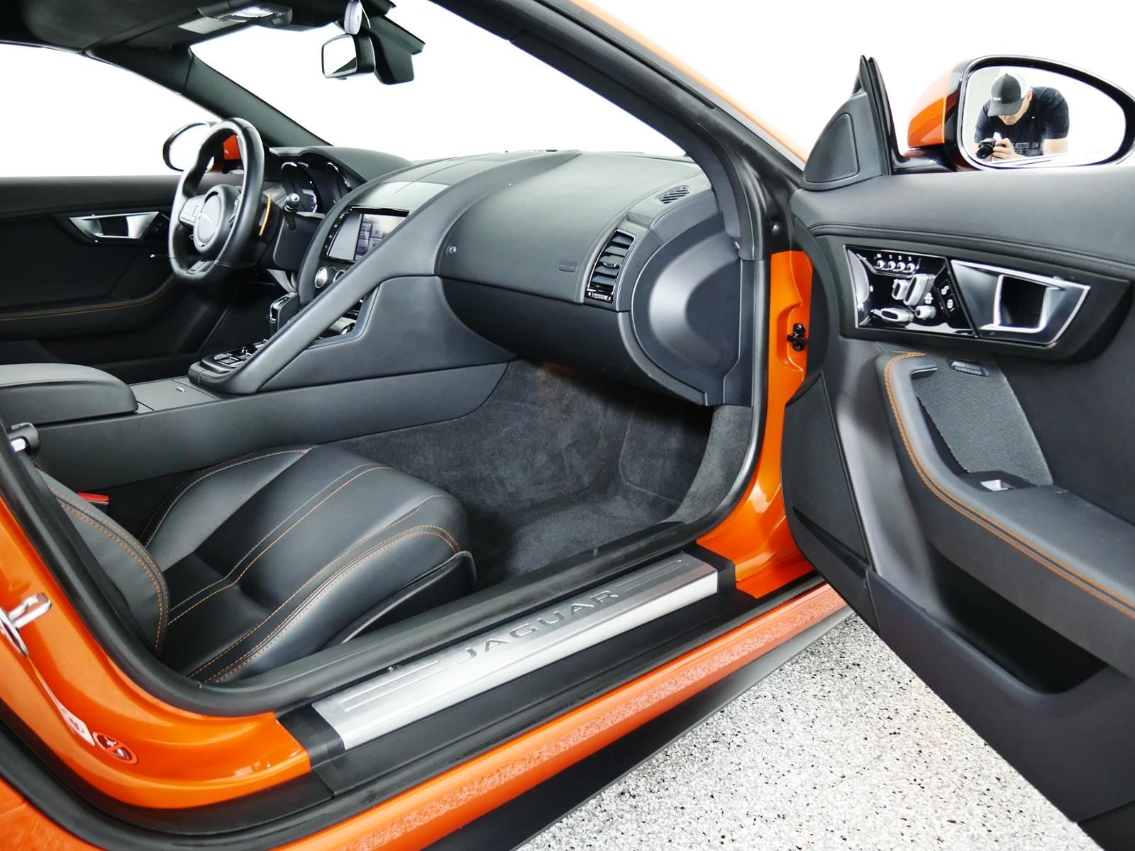 Used 2014 Jaguar F-TYPE S RWD image 18