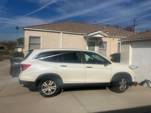 Used 2018 Honda Pilot LX image 6