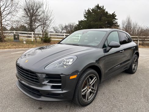 Used 2020 Porsche Macan image 1