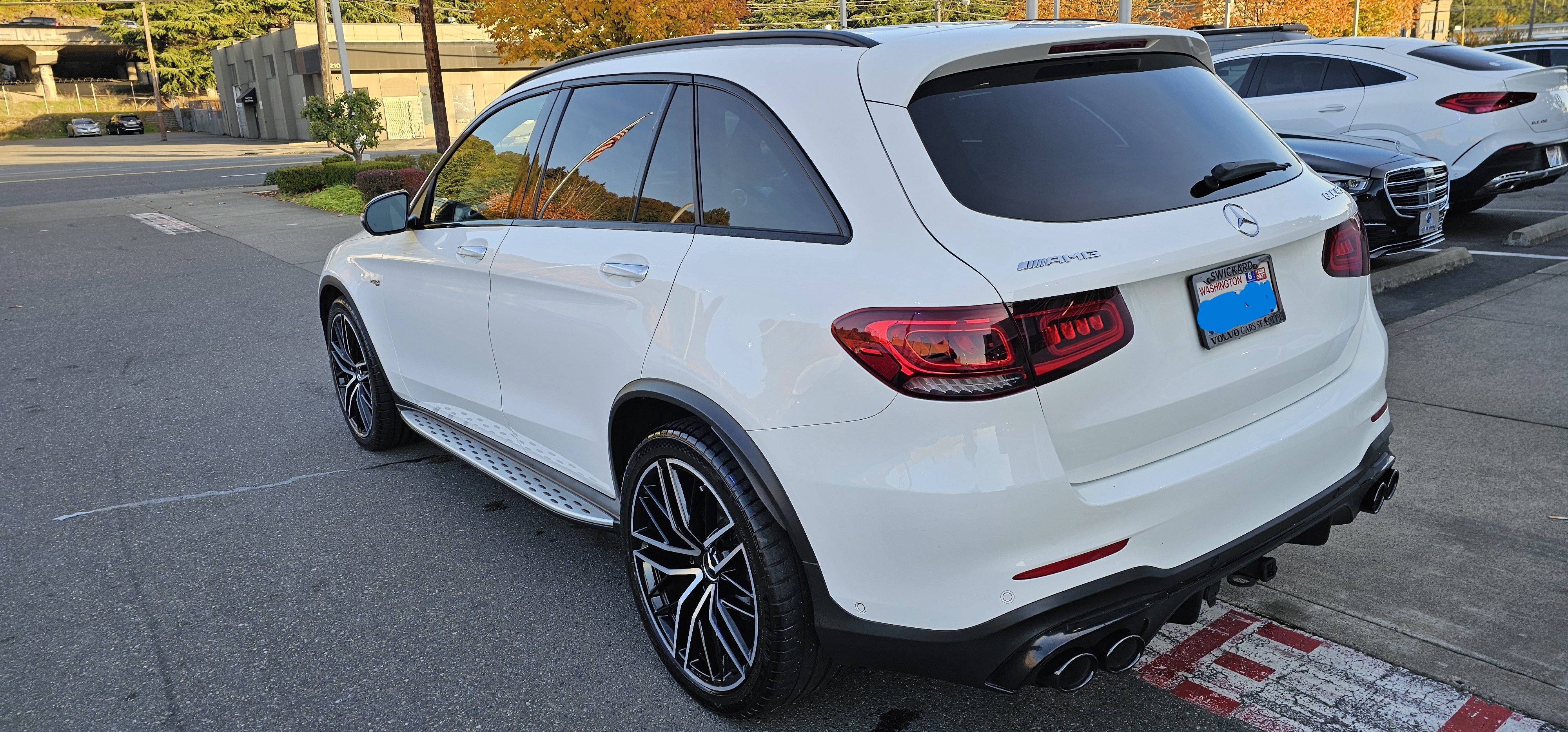 Used 2020 Mercedes-Benz GLC 43 AMG 4MATIC image 4