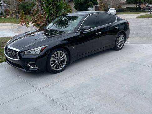 Used 2019 INFINITI Q50 Luxe w/ Essential Package (3.0T Luxe) image 12