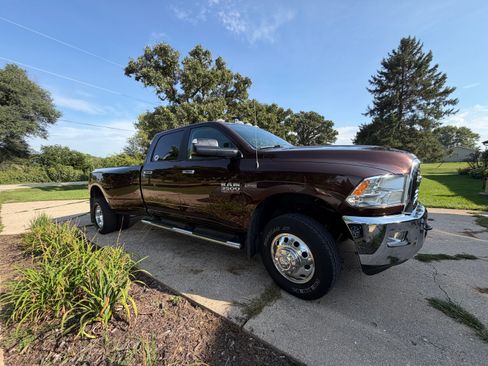 Used 2014 RAM 3500 Big Horn AWD/4WD image 2