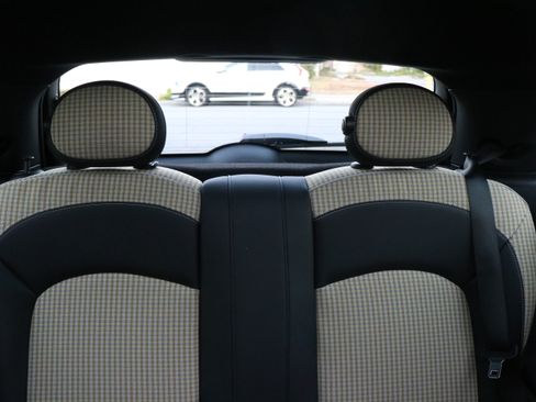 Used 2023 MINI Cooper SE FWD image 11