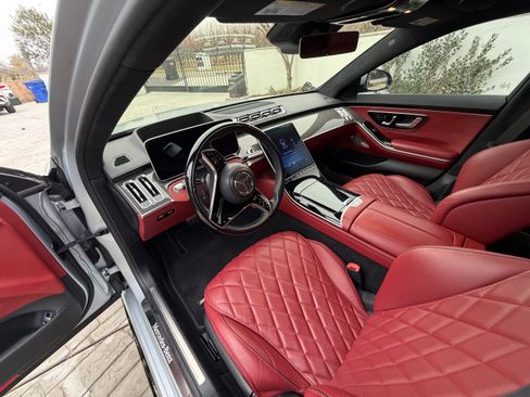 Used 2023 Mercedes-Benz S 580 4MATIC Sedan image 5