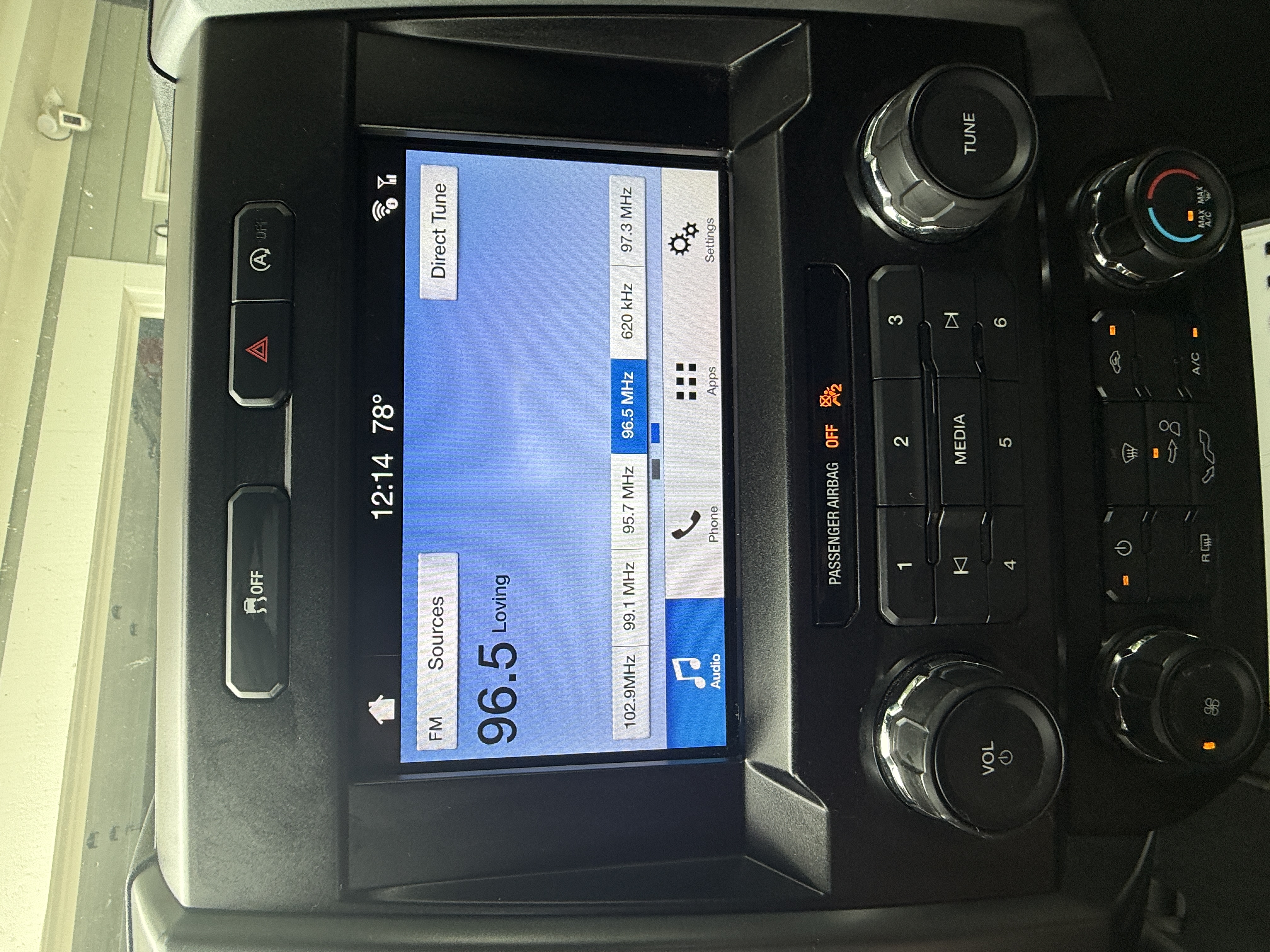 Used 2019 Ford F150 XLT w/ Equipment Group 301A Mid AWD/4WD image 15