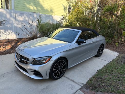 Used 2021 Mercedes-Benz C 300 Cabriolet w/ AMG Line image 2