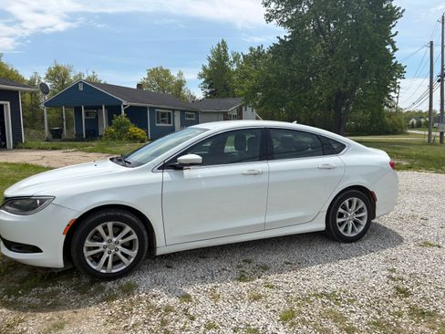 Used 2015 Chrysler 200 C w/ Navigation & Sound Group I FWD image 4