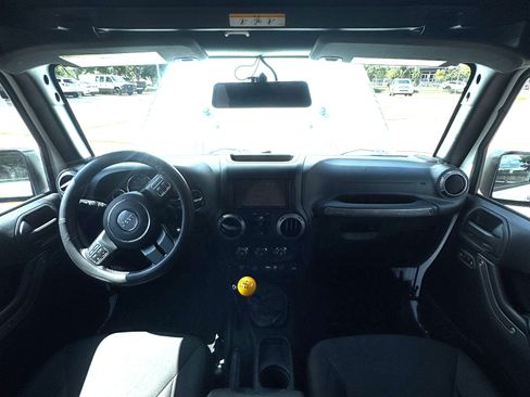 Used 2017 Jeep Wrangler Unlimited Sport AWD/4WD image 20