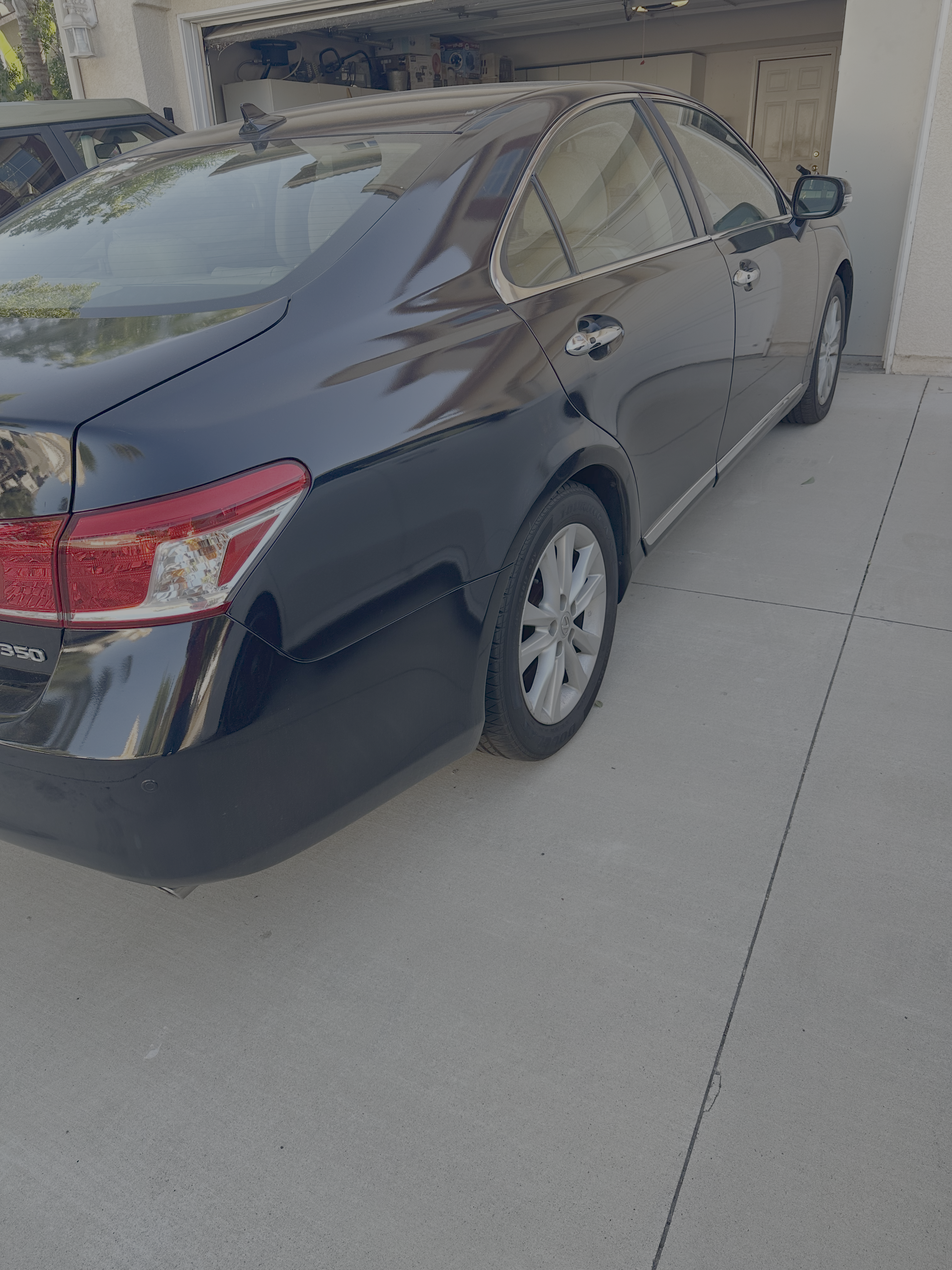 Used 2010 Lexus ES 350 FWD image 8