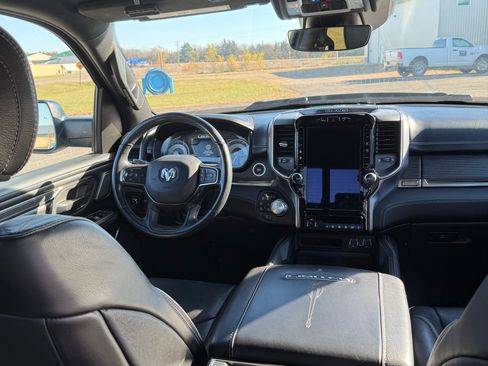 Used 2020 RAM 1500 Limited w/ Black Appearance Package image 13