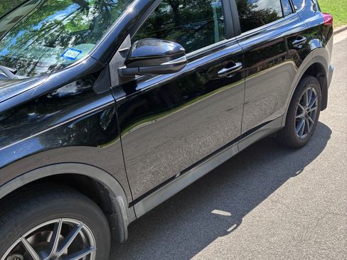Used 2015 Toyota RAV4 Limited FWD image 11