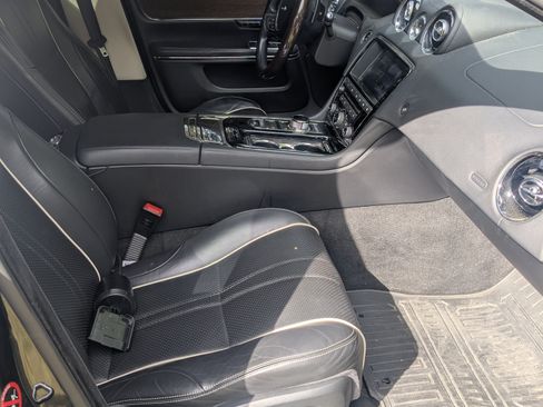 Used 2016 Jaguar XJ Supercharged image 23