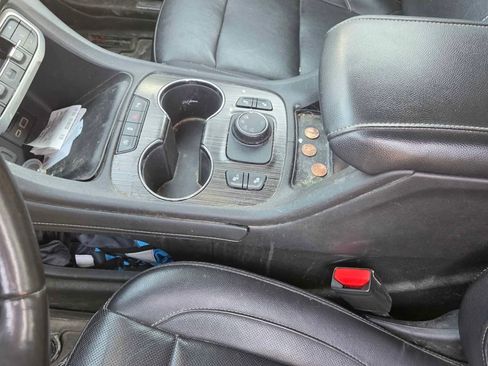 Used 2020 GMC Acadia SLT image 10