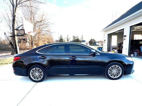 Used 2013 Lexus ES 350 w/ Luxury Pkg image 6