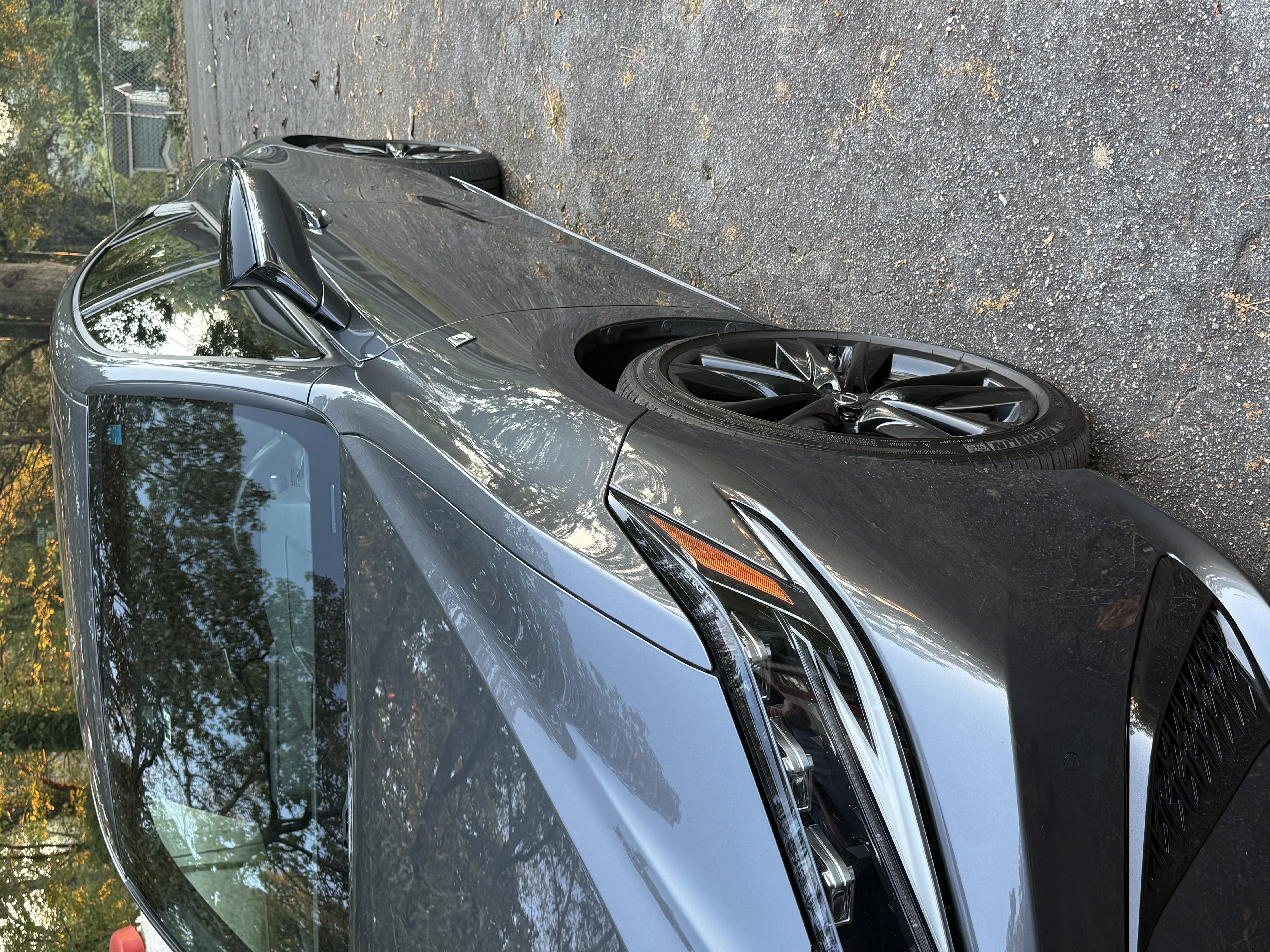Used 2022 Lexus ES 350 F Sport w/ Accessory Package 2 FWD image 2