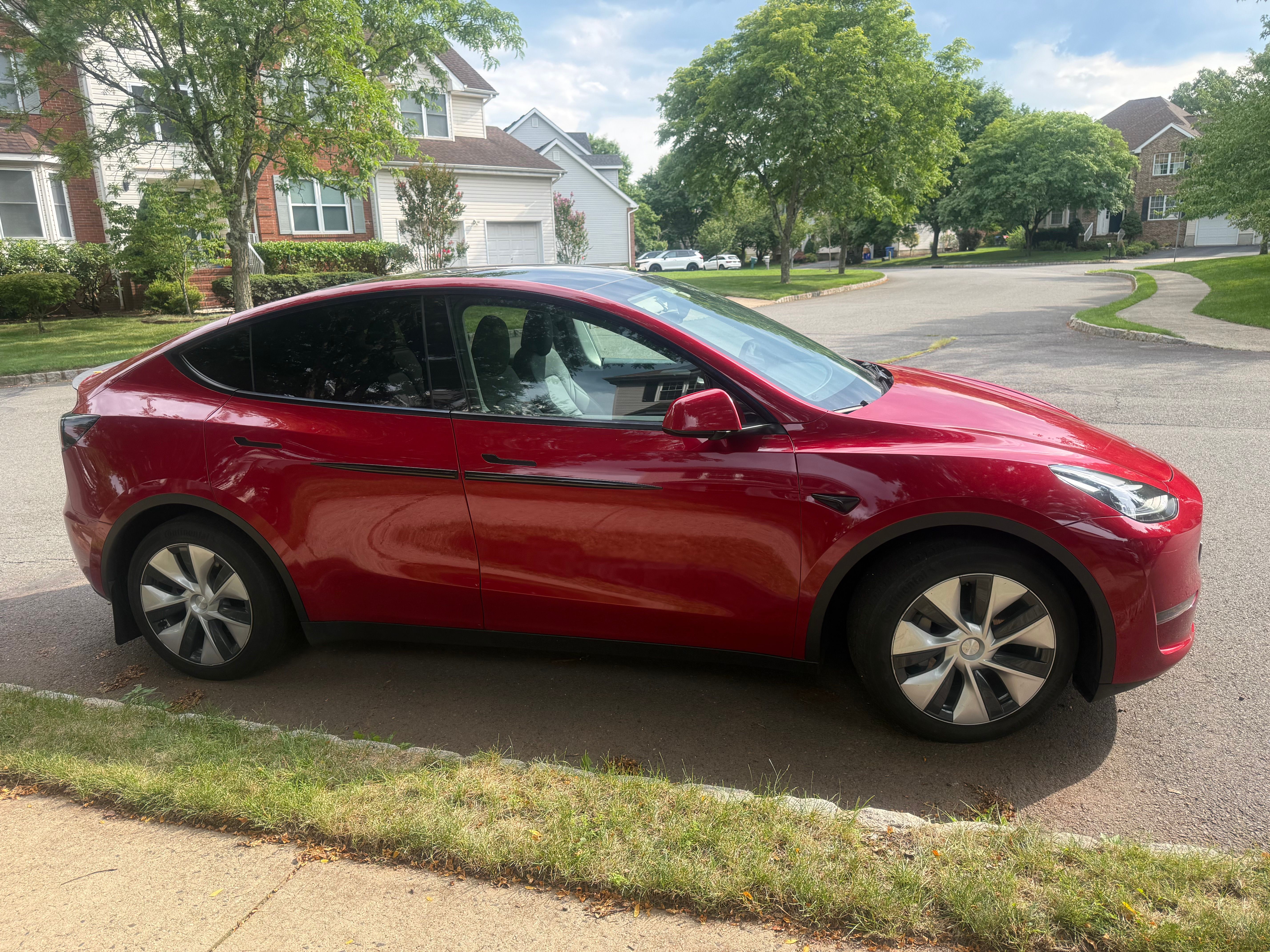 Used 2023 Tesla Model Y Long Range AWD/4WD image 11