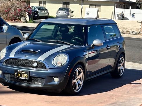 Used 2009 MINI Cooper Clubman John Cooper Works FWD image 3