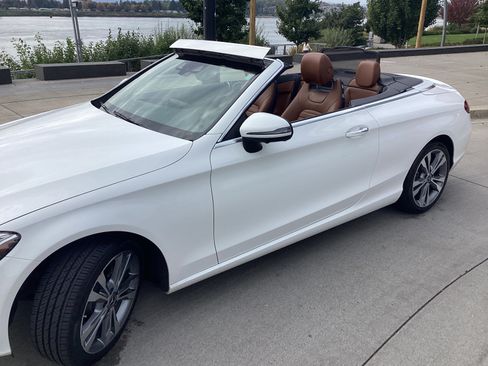 Used 2017 Mercedes-Benz C 300 4MATIC Cabriolet image 4