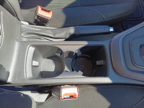 Used 2018 Ford Focus SEL w/ Cold Weather Package image 5