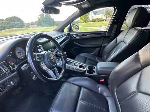 Used 2020 Porsche Macan S w/ Premium Package Plus AWD/4WD image 9