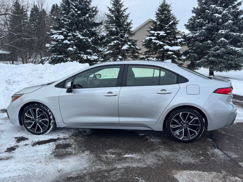 Used 2022 Toyota Corolla SE image 1