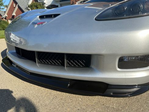 Used 2012 Chevrolet Corvette Grand Sport w/ 2LT Preferred Equipment Group image 23