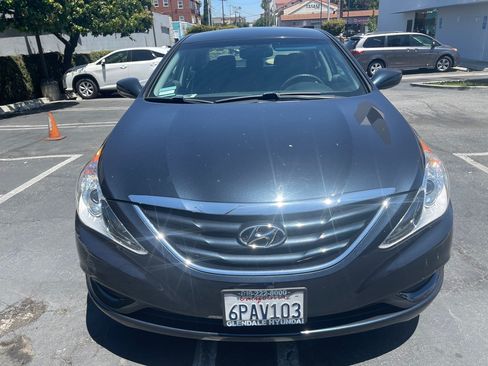 Used 2011 Hyundai Sonata GLS w/ Popular Equipment Pkg 2 FWD image 1