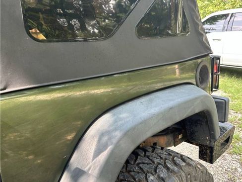 Used 2009 Jeep Wrangler X AWD/4WD image 12