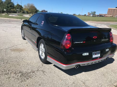 Used 2002 Chevrolet Monte Carlo SS w/ Pace Car Replica Pkg image 4
