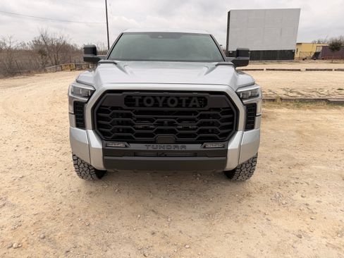 Used 2025 Toyota Tundra Limited w/ TRD Off-Road Package image 4