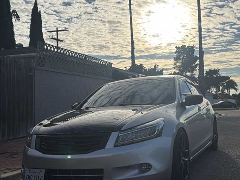 Used 2010 Honda Accord EX image 1