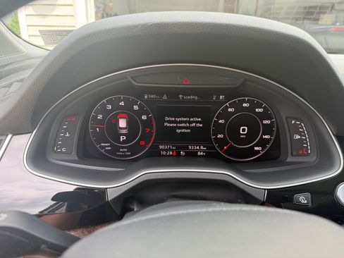 Used 2018 Audi Q7 3.0T Prestige AWD/4WD image 5