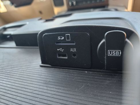 Used 2015 RAM 3500 Laramie image 5