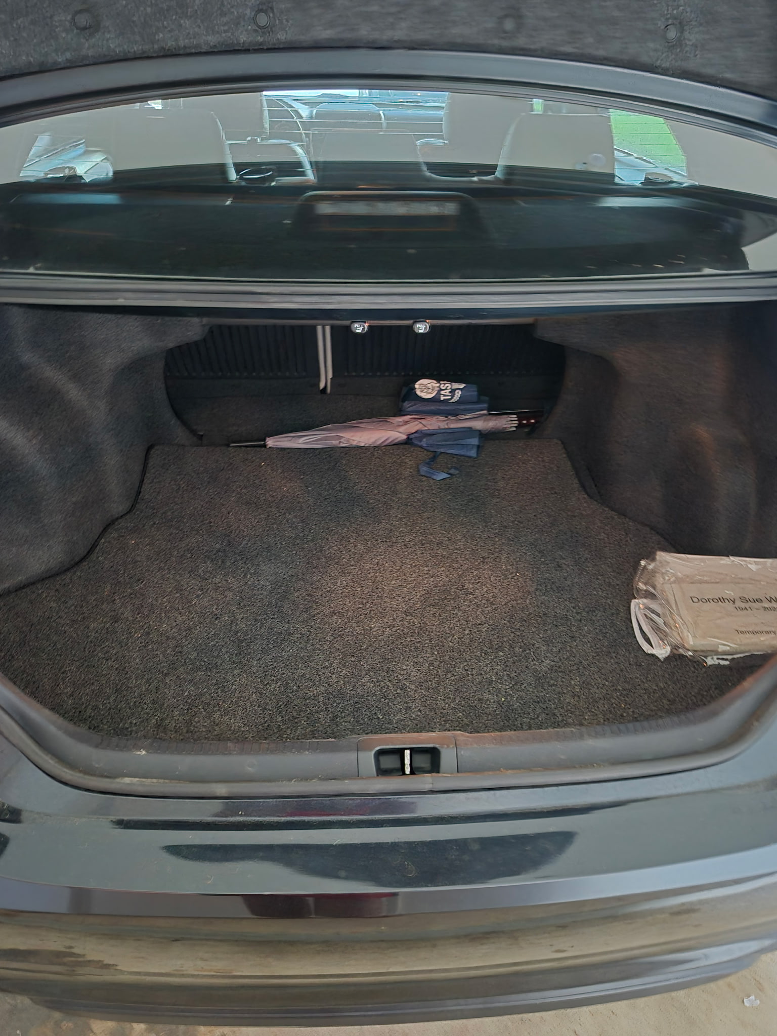 Used 2016 Toyota Camry XSE FWD image 8