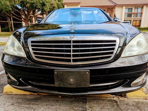 Used 2008 Mercedes-Benz S 550 4MATIC image 2