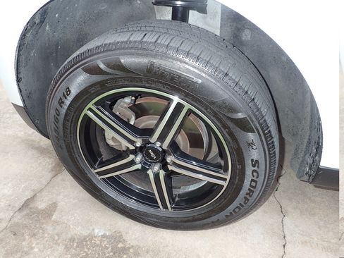 Used 2014 Ford Edge SEL w/ Equipment Group 205A image 14