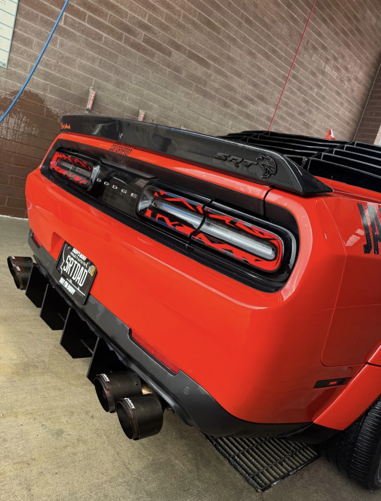 Used 2023 Dodge Challenger SRT Hellcat RWD image 10