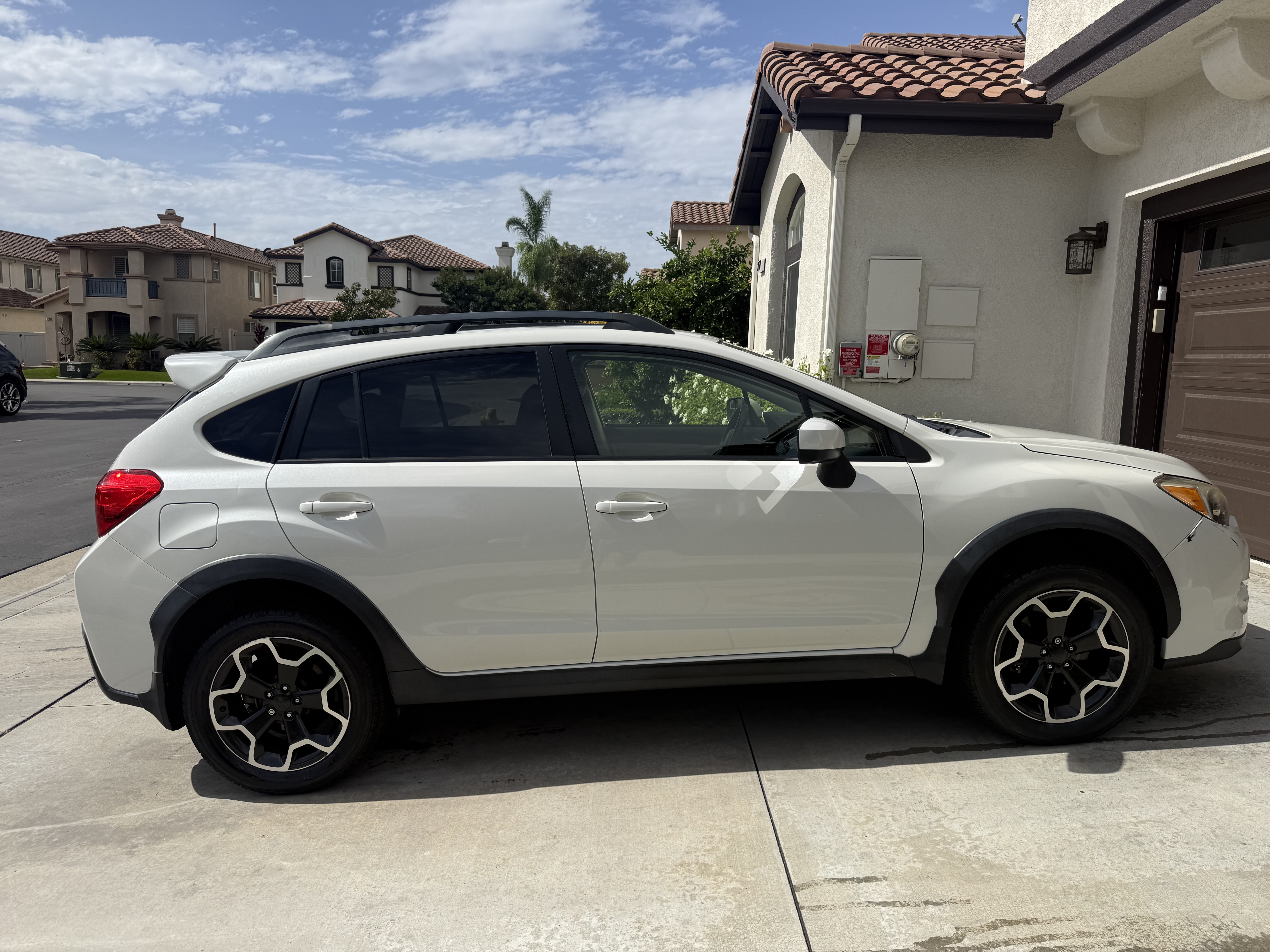 Used 2015 Subaru Crosstrek 2.0i Premium AWD/4WD image 4