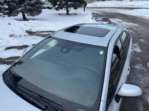 Used 2022 Toyota Corolla SE image 6