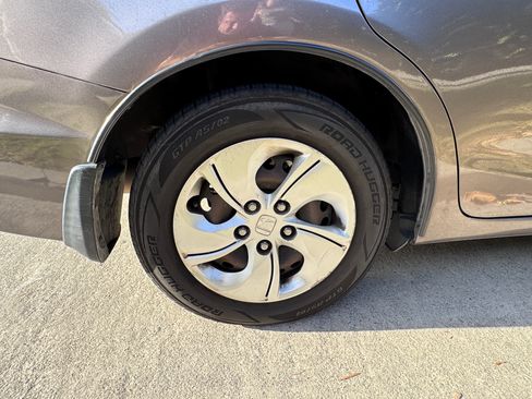 Used 2014 Honda Civic LX image 16