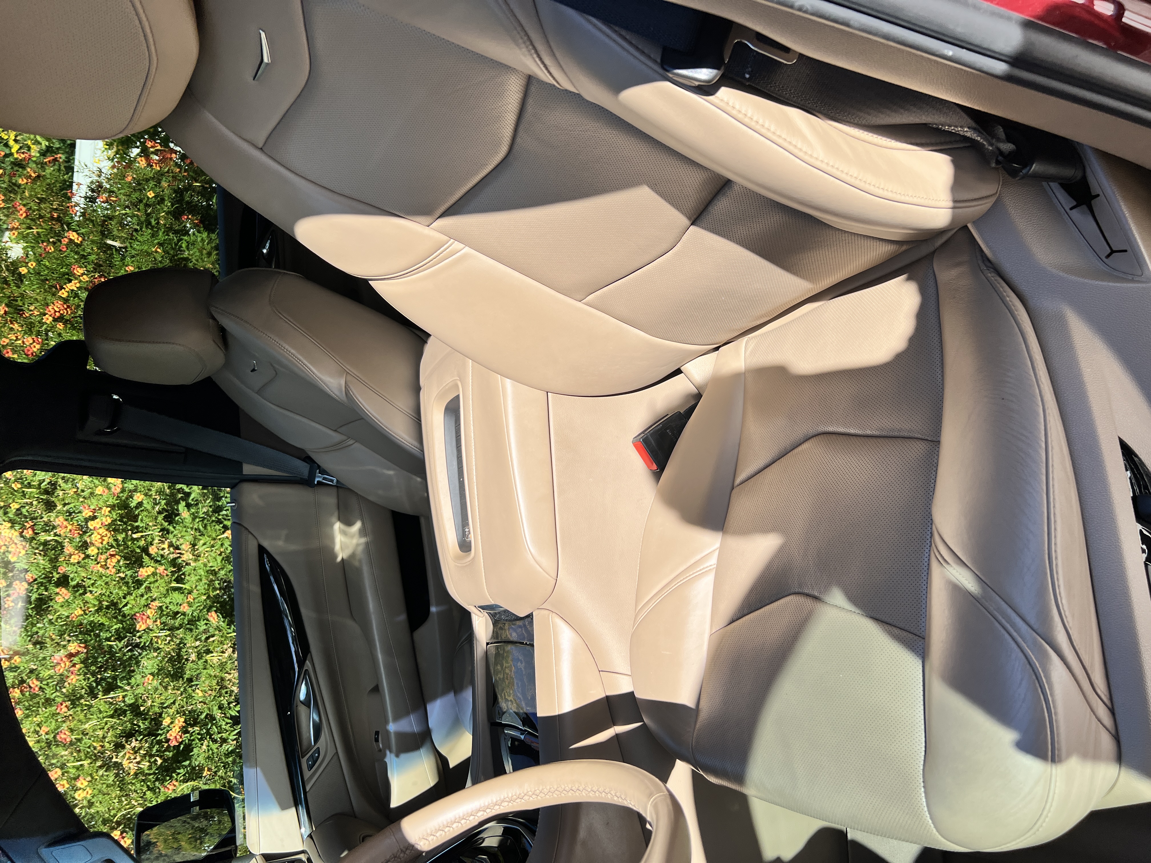 Used 2020 Cadillac Escalade ESV Platinum AWD/4WD image 8