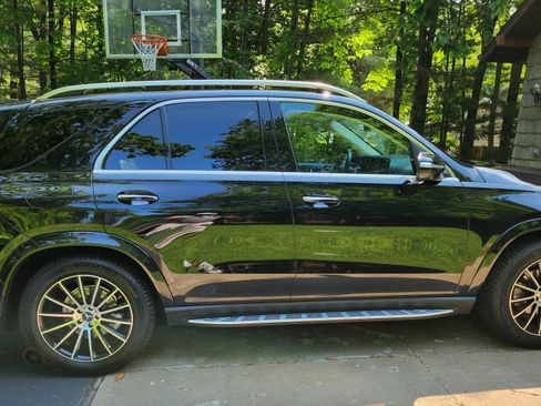 Used 2021 Mercedes-Benz GLE 350 4MATIC image 4