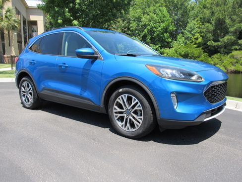 Used 2020 Ford Escape SEL AWD/4WD image 22